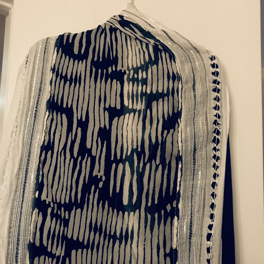Infinity Scarf - Picture 6 of 7